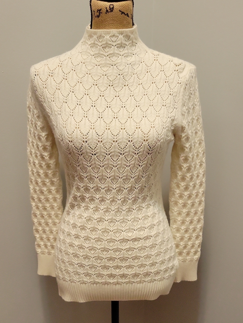 Boston Proper Sweater